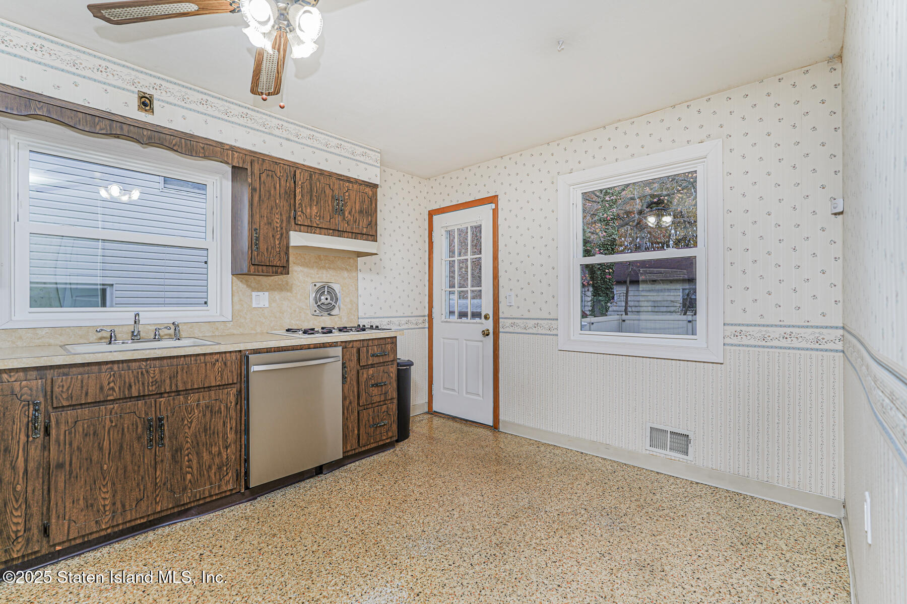 115 Sheraden Avenue