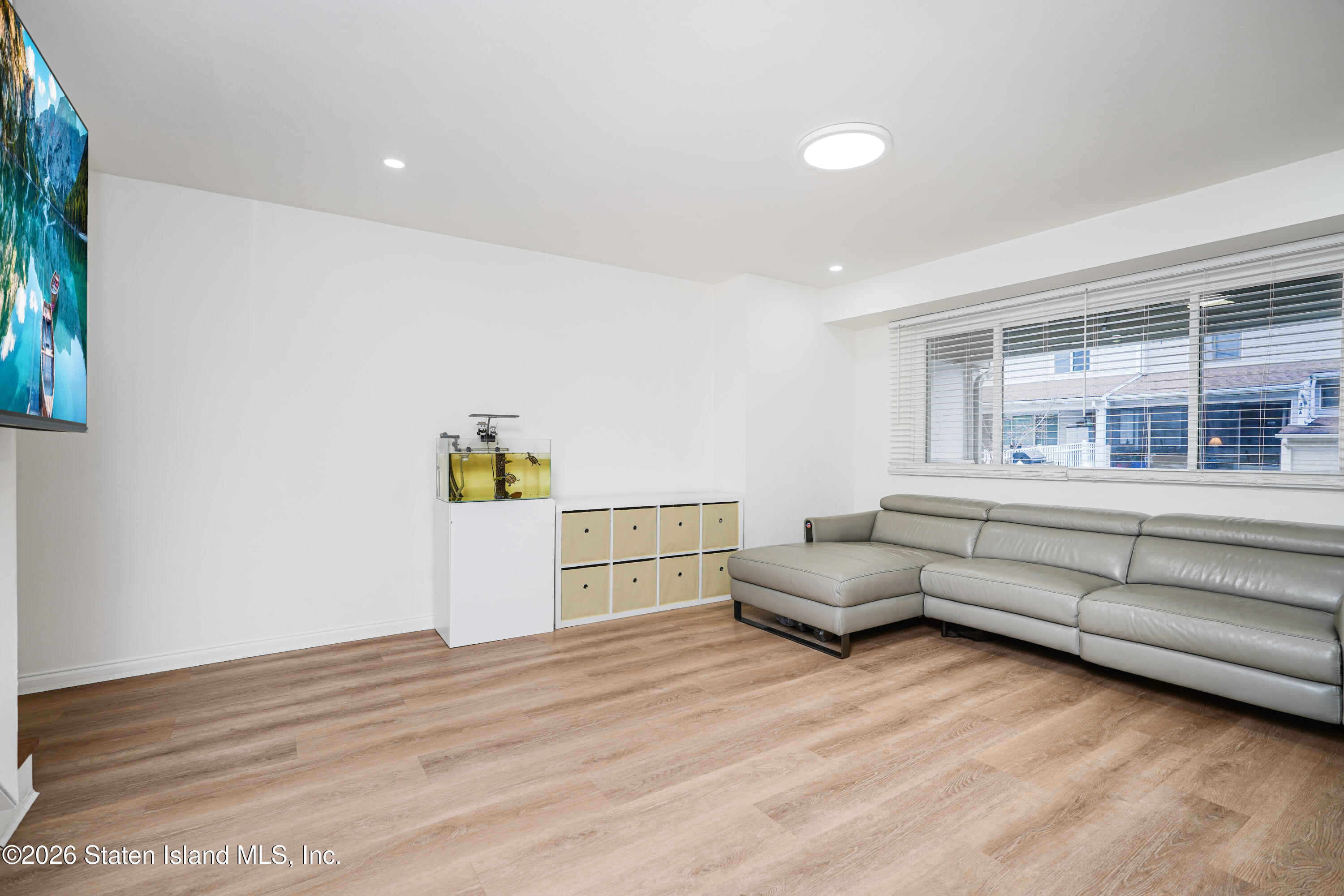 35 Melissa Street A