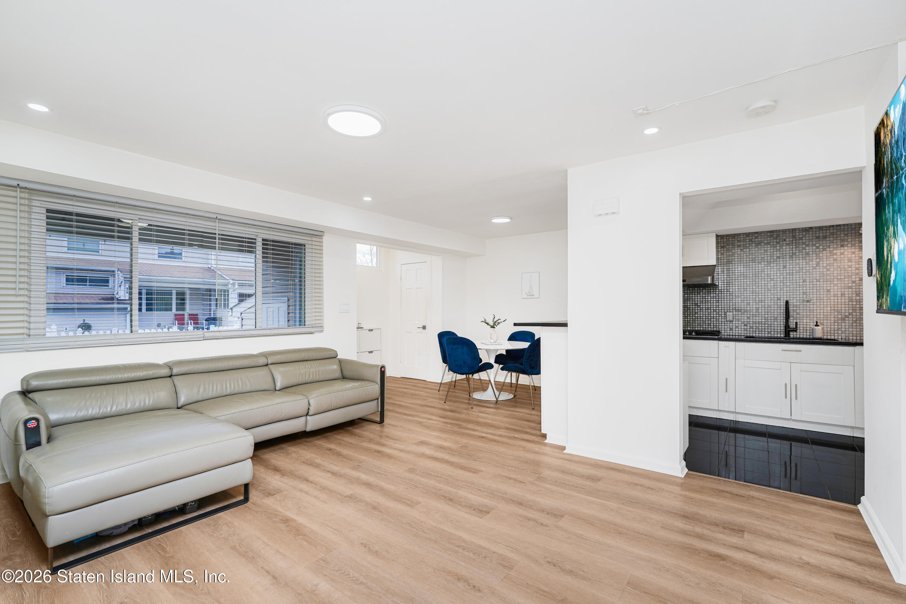 35 Melissa Street A