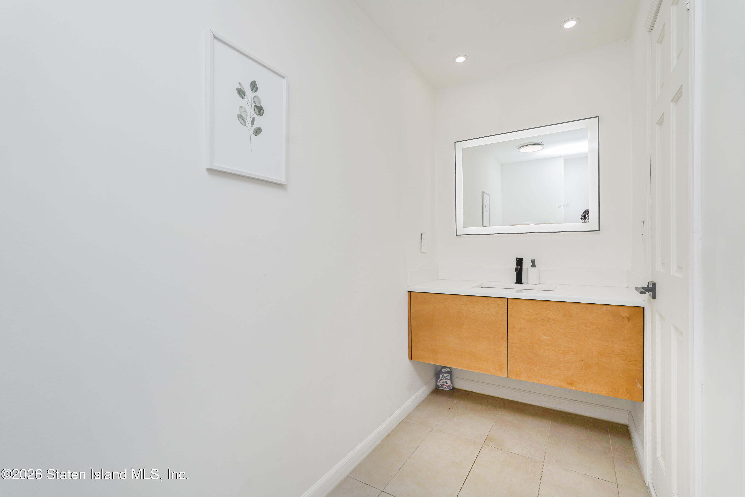 35 Melissa Street A