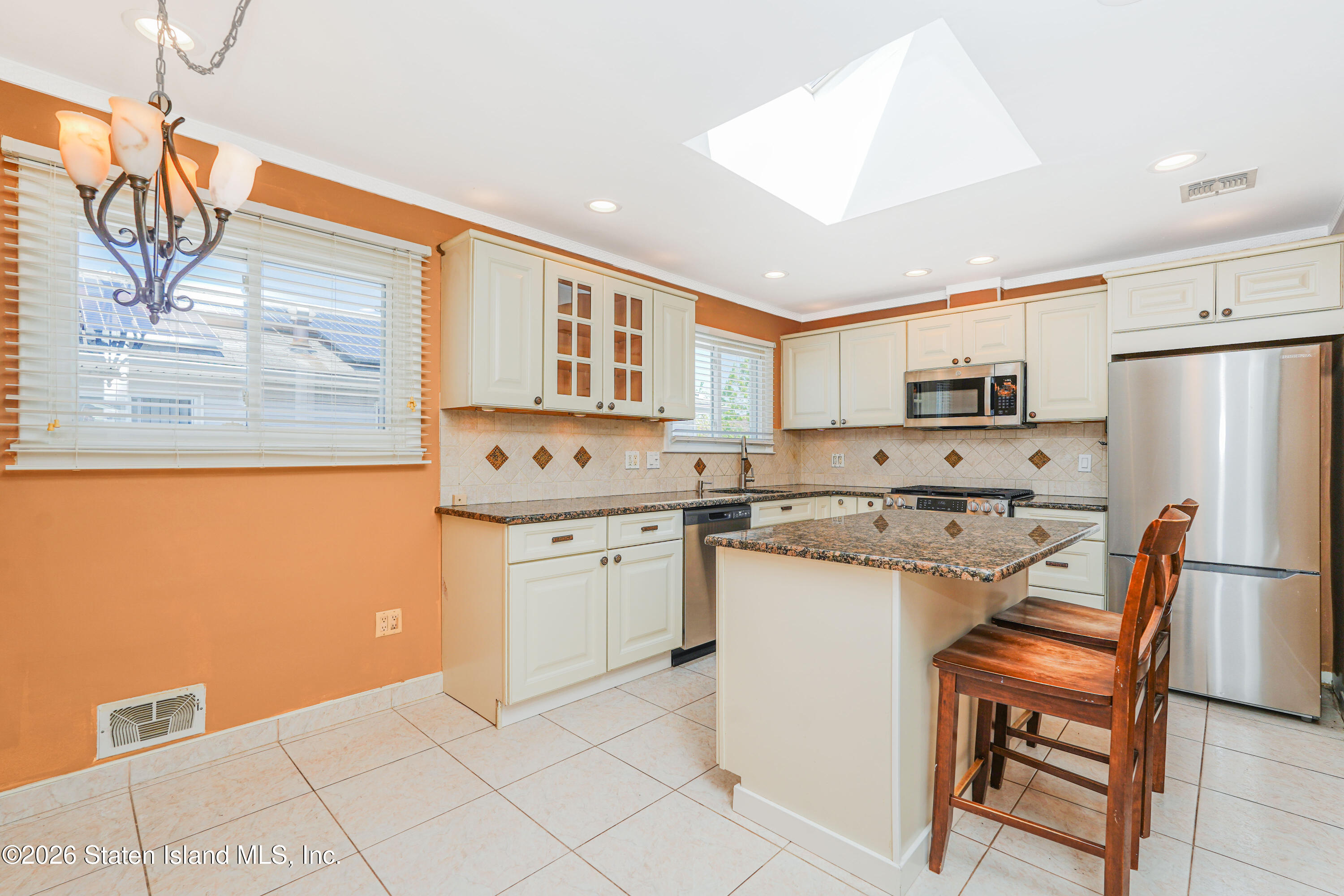361 Montreal Avenue