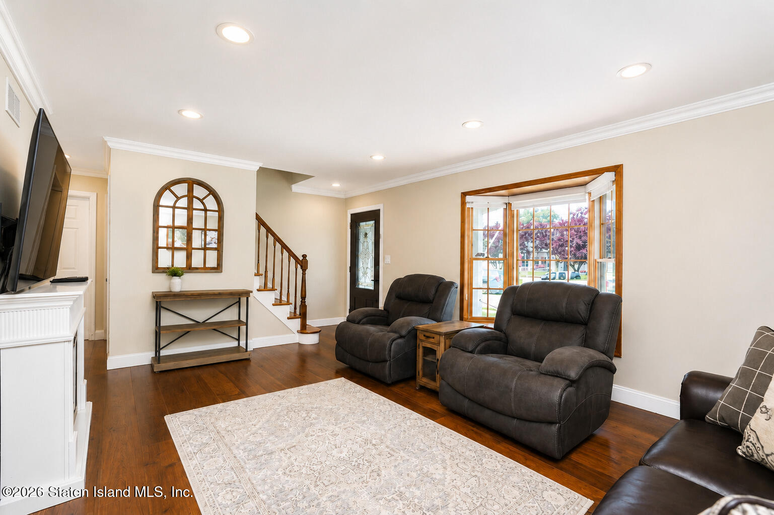 62 Kirshon Avenue