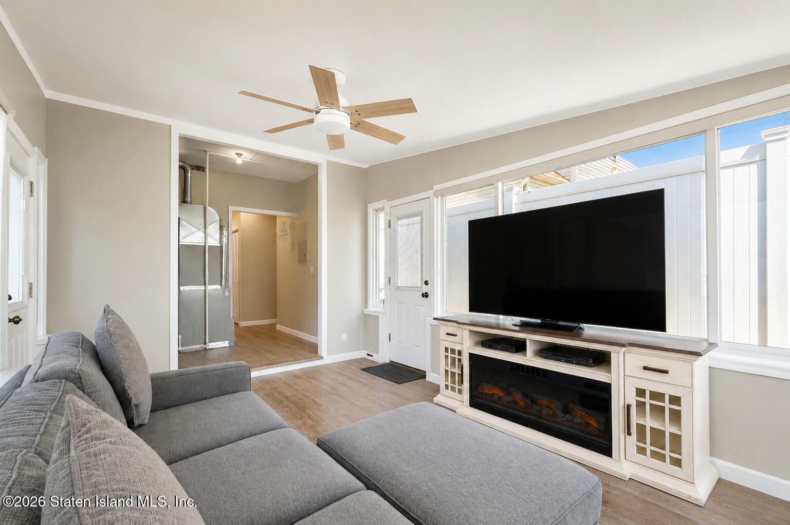 62 Kirshon Avenue