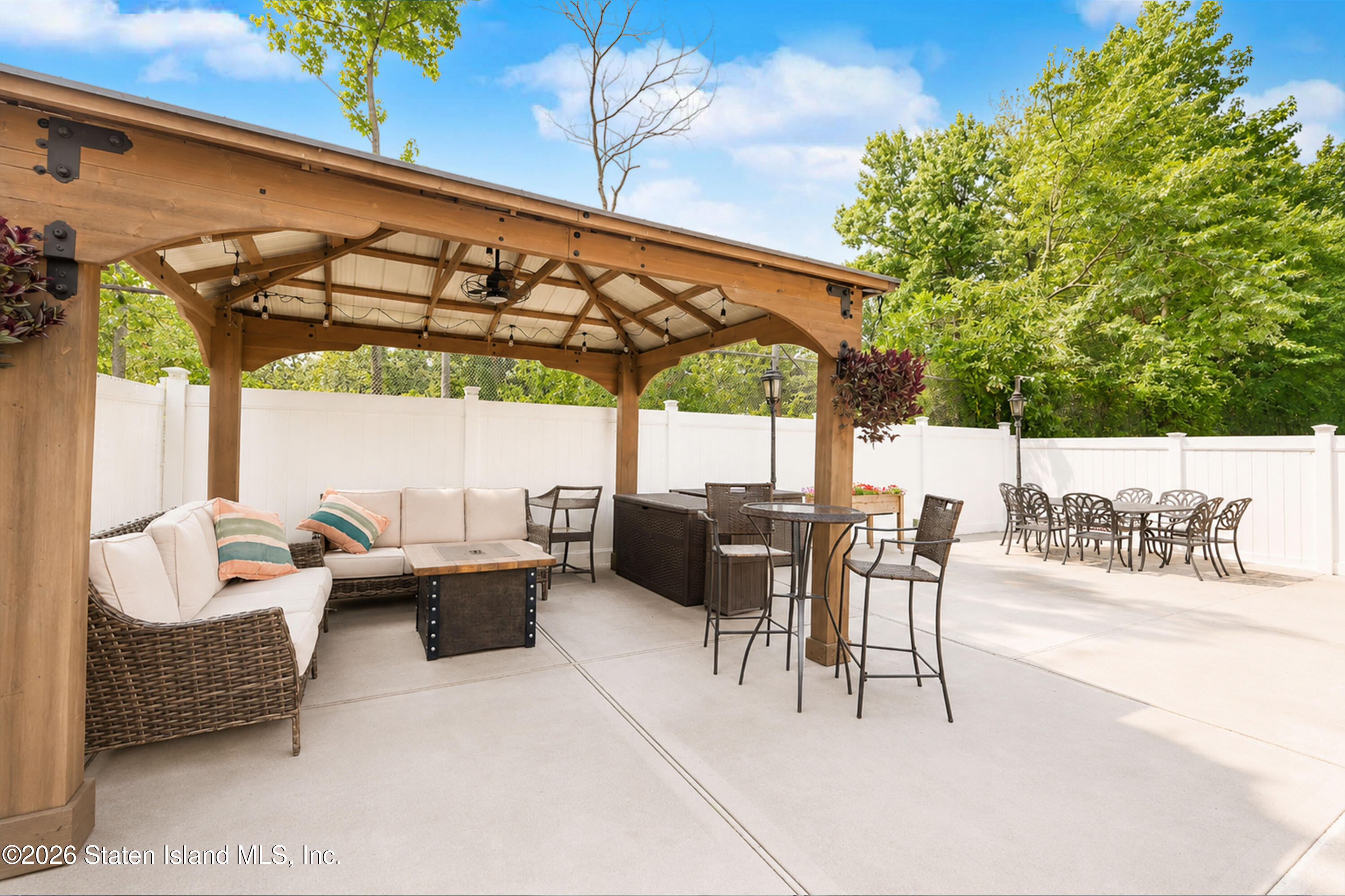 20 N Railroad Street