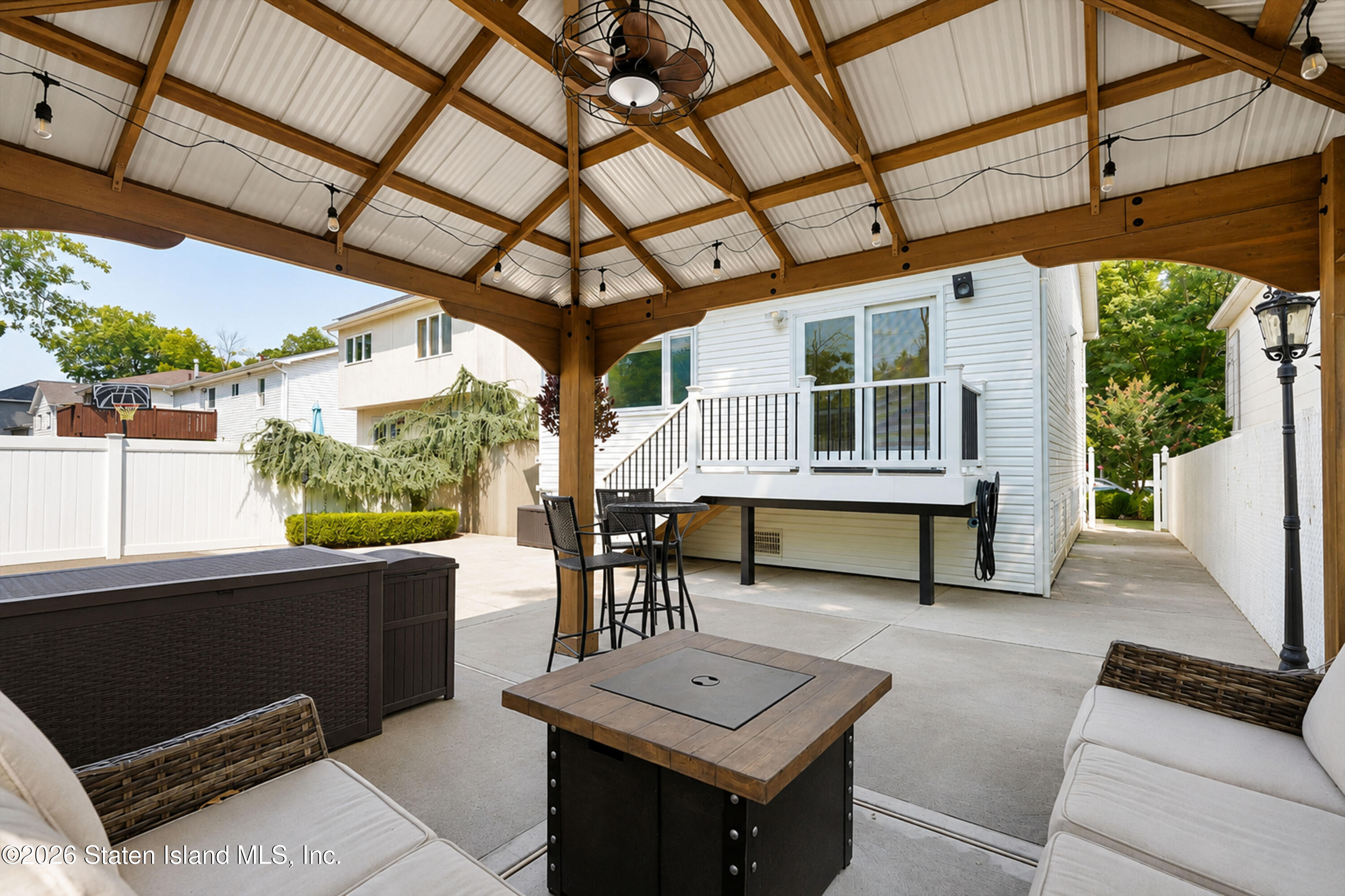 20 N Railroad Street