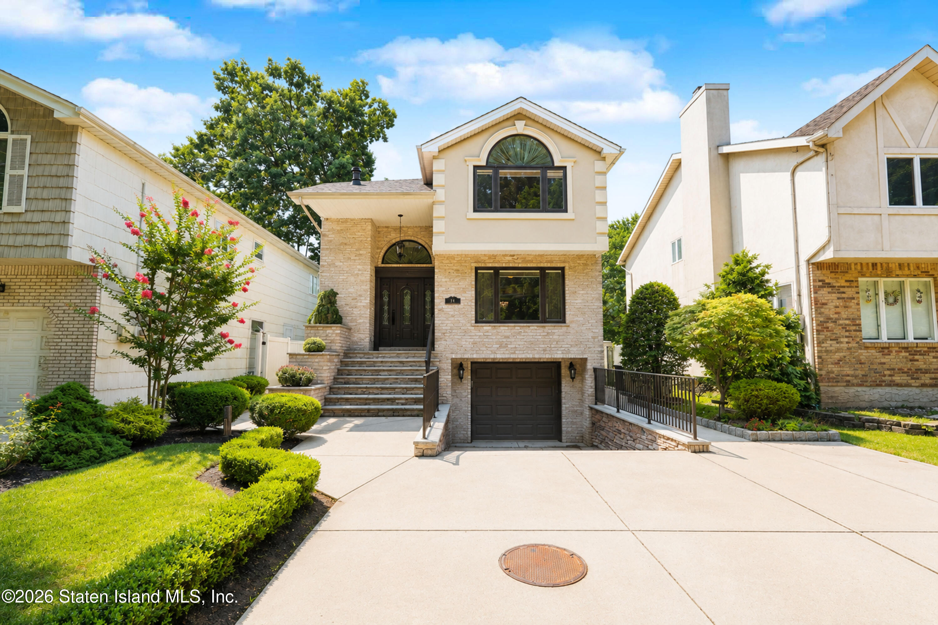 20 N Railroad Street