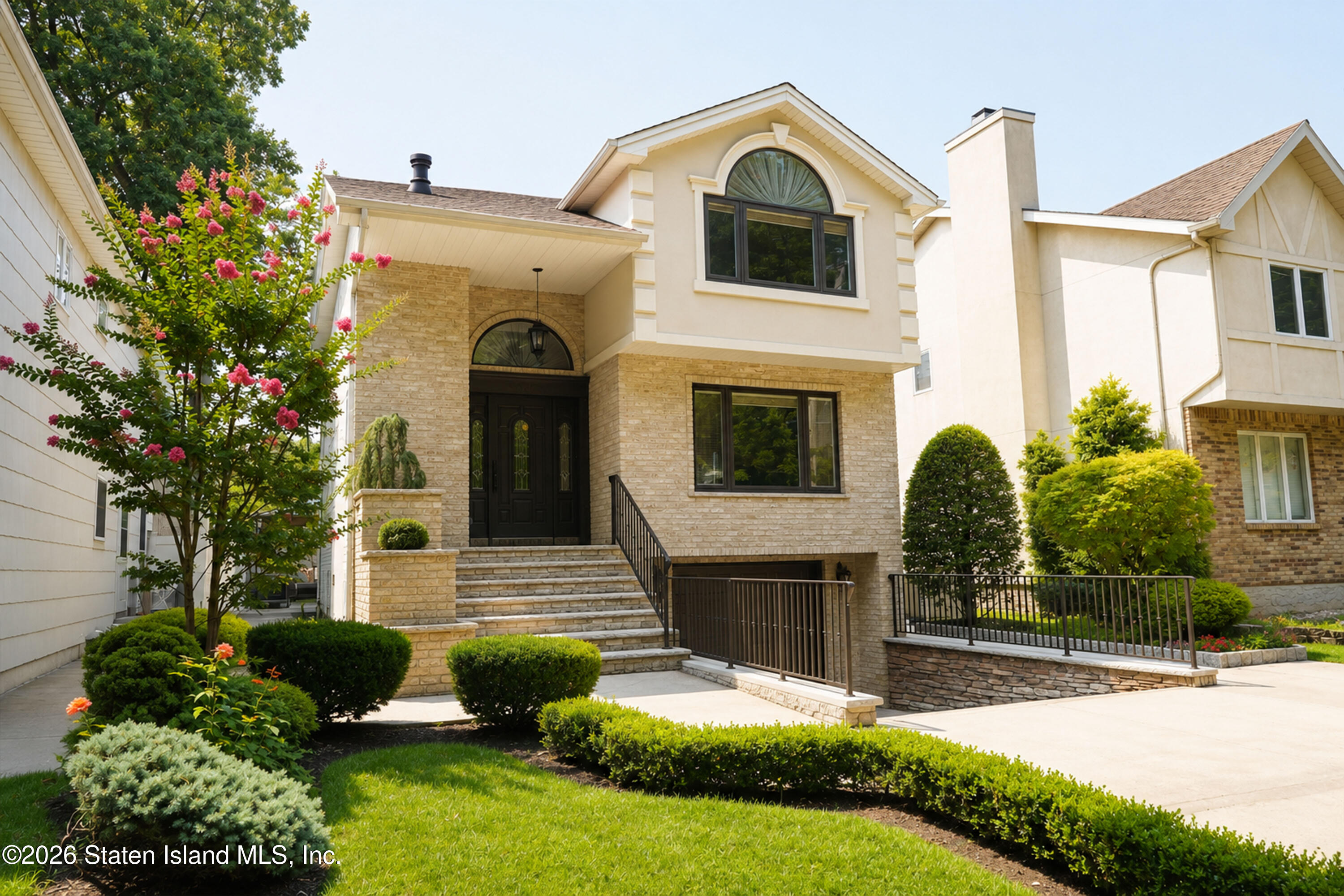 20 N Railroad Street