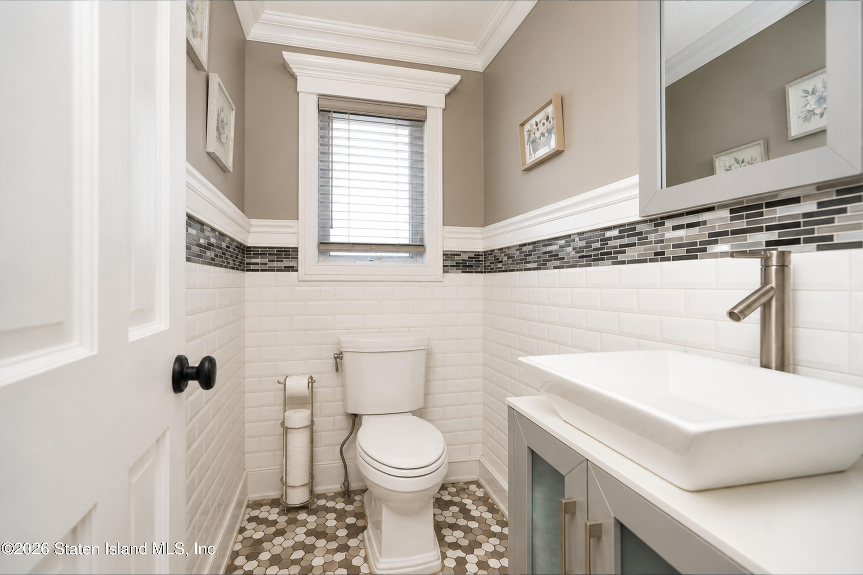 20 N Railroad Street