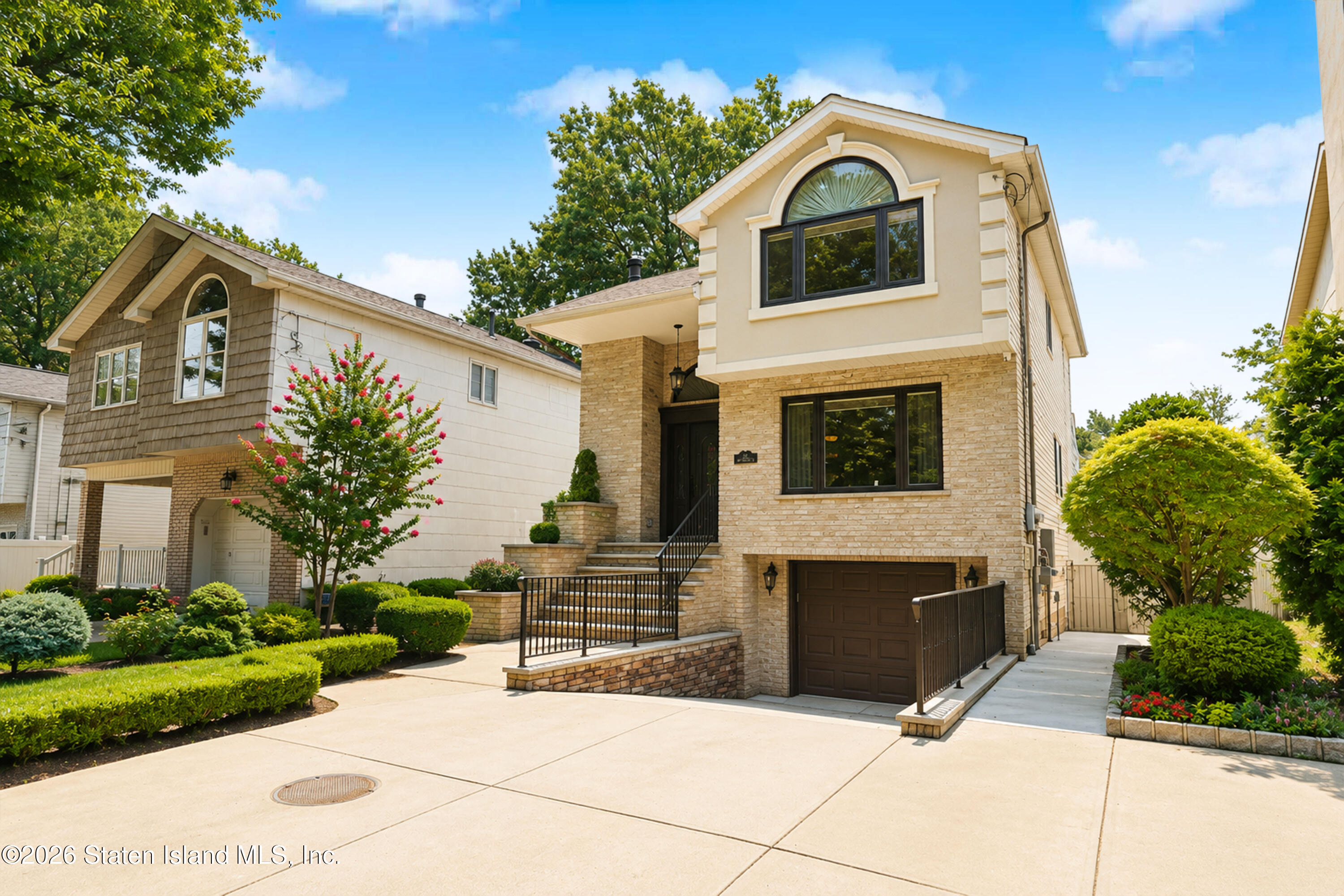 20 N Railroad Street