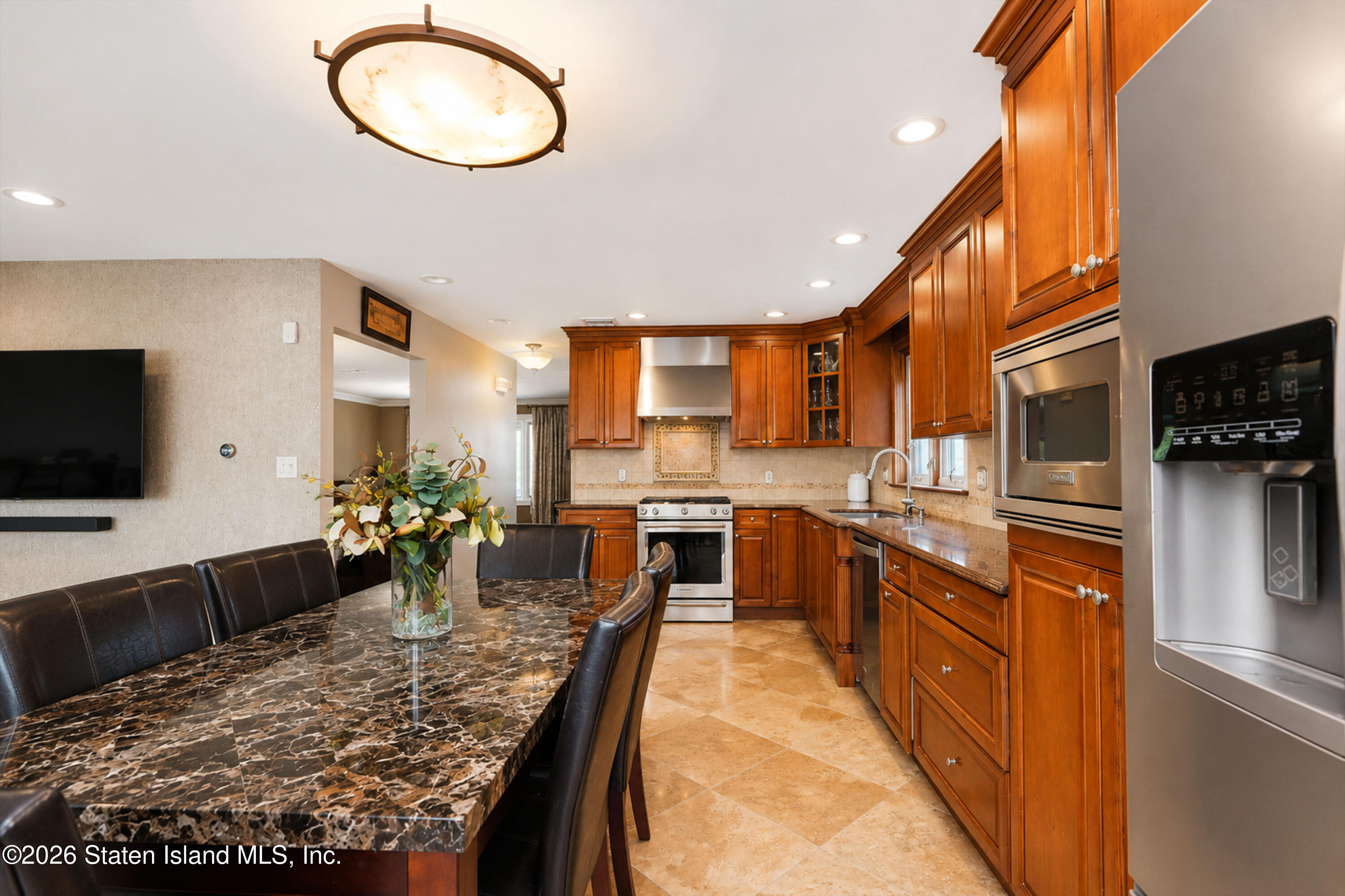 20 N Railroad Street