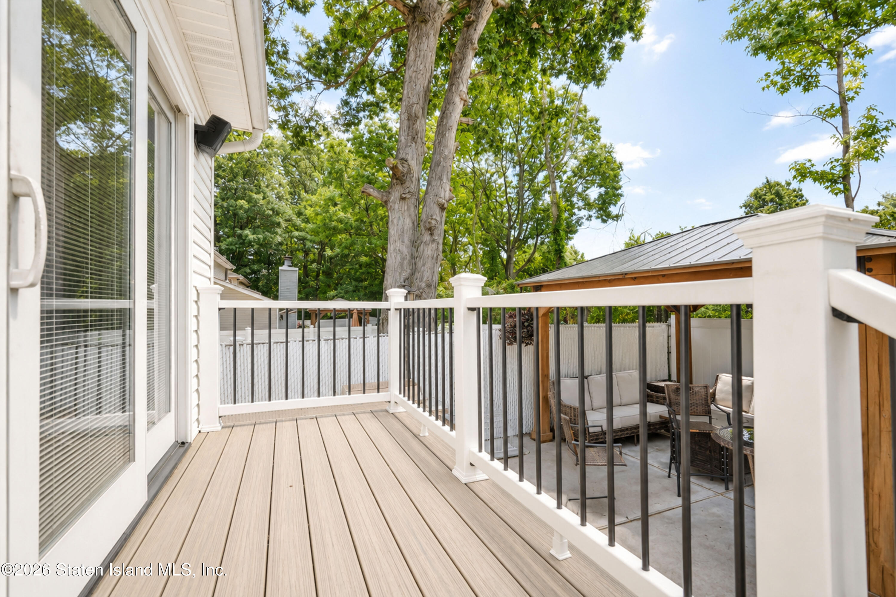20 N Railroad Street