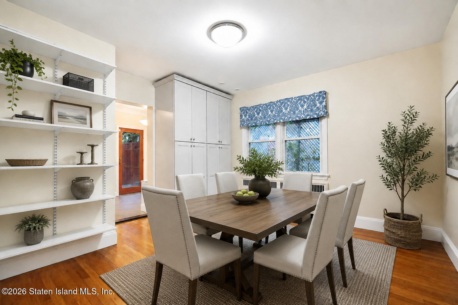 34 Holsman Road