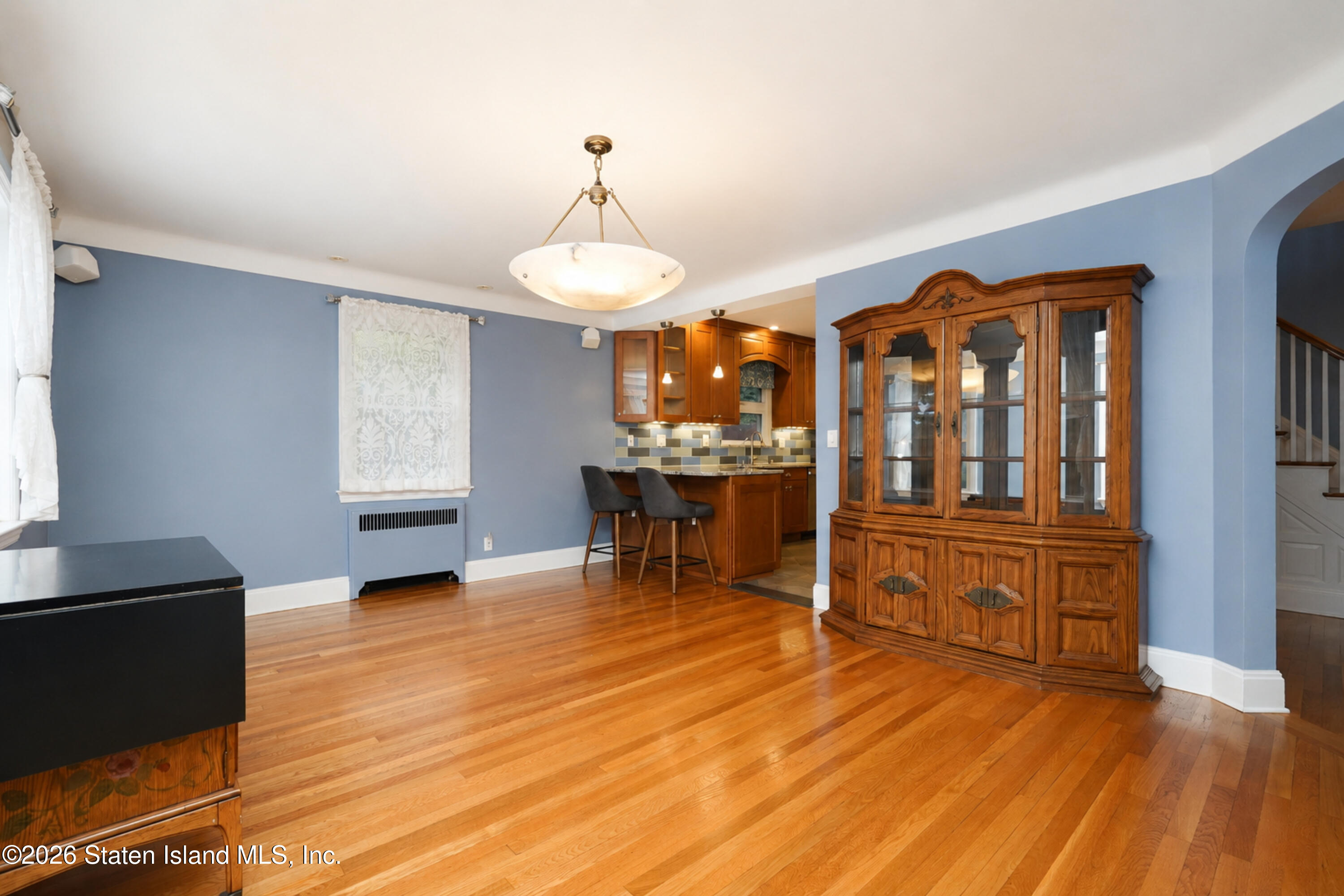 34 Holsman Road