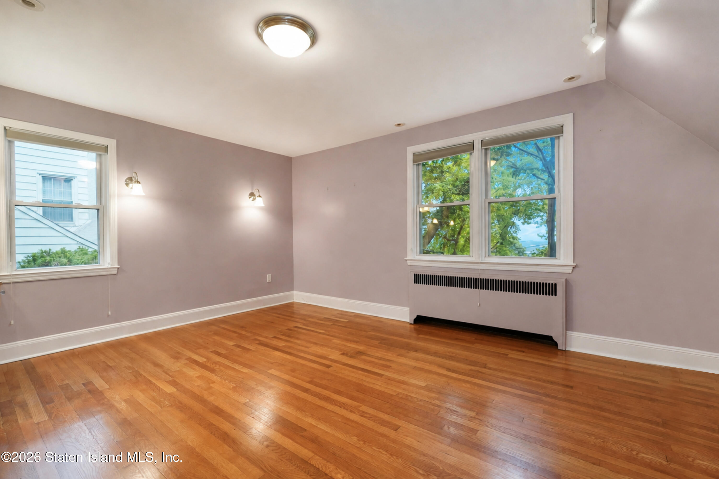 34 Holsman Road