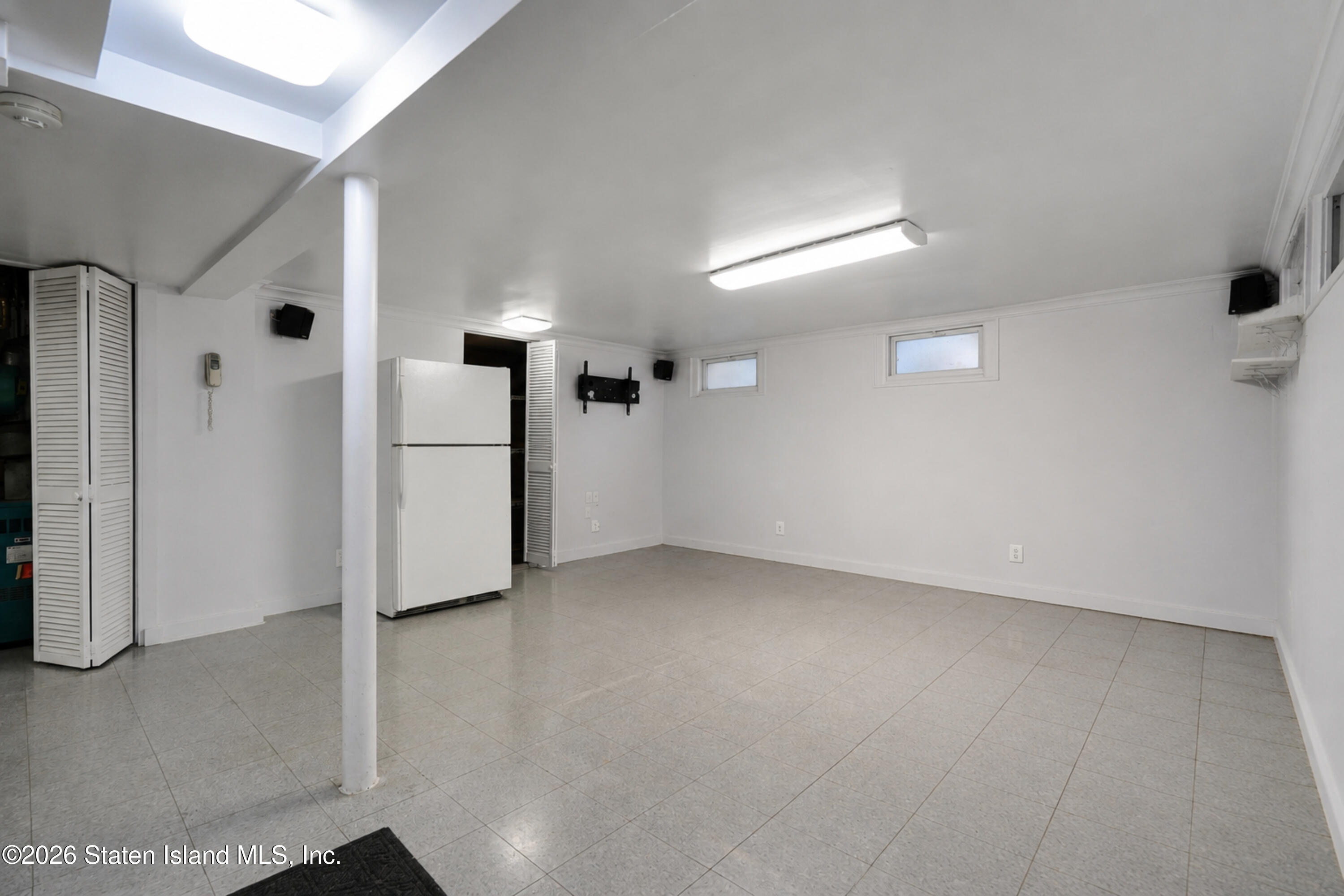 34 Holsman Road