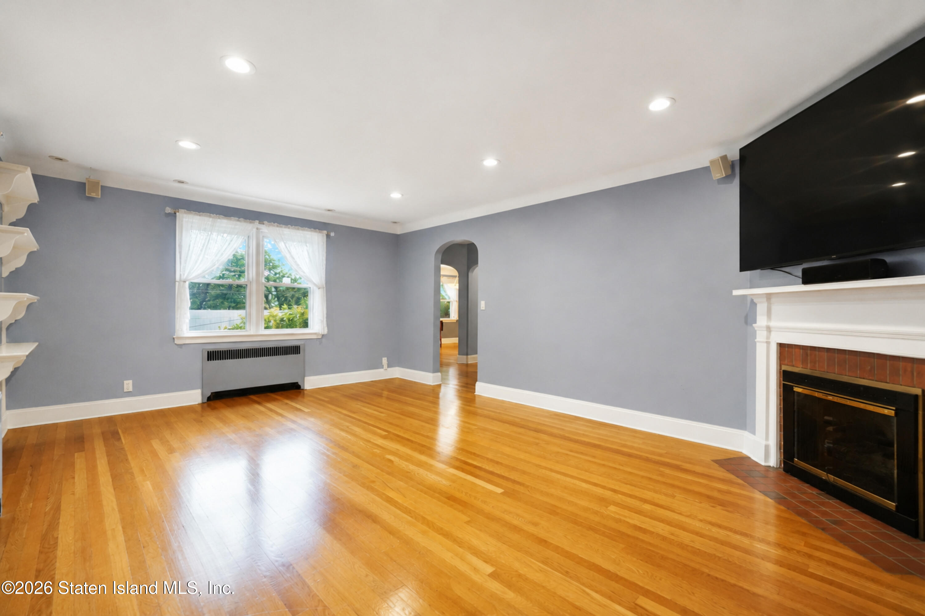 34 Holsman Road