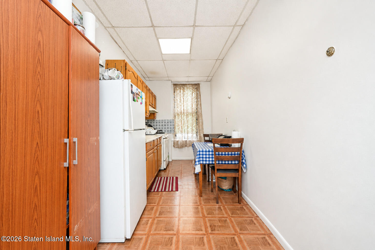 225 Highlawn Avenue
