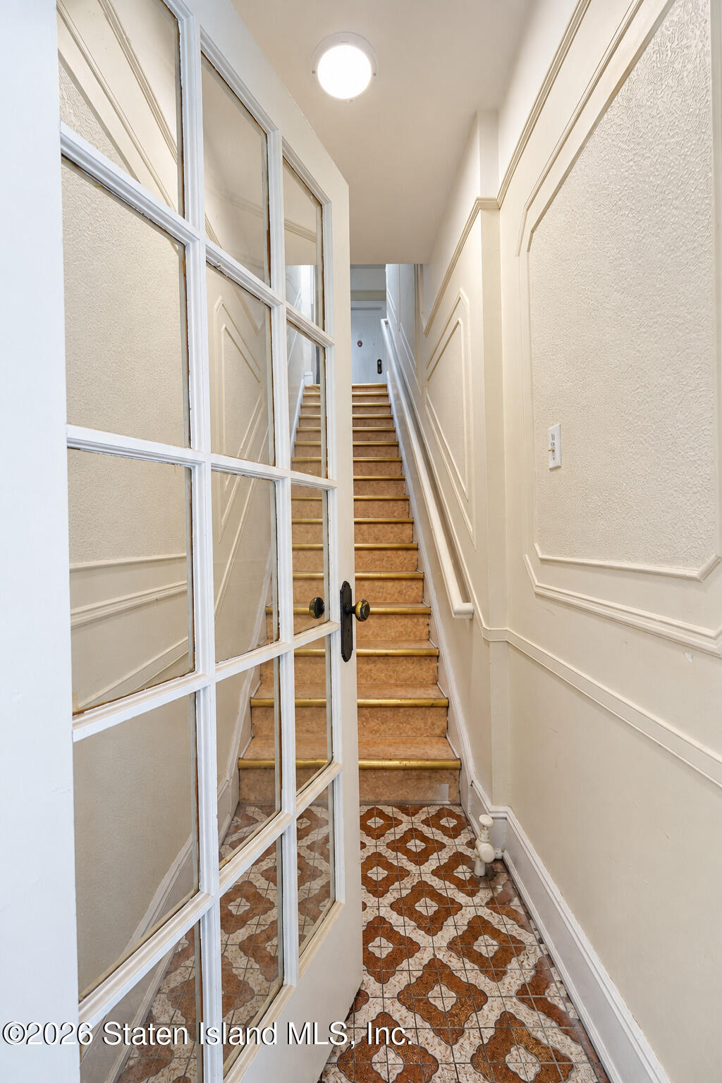 225 Highlawn Avenue