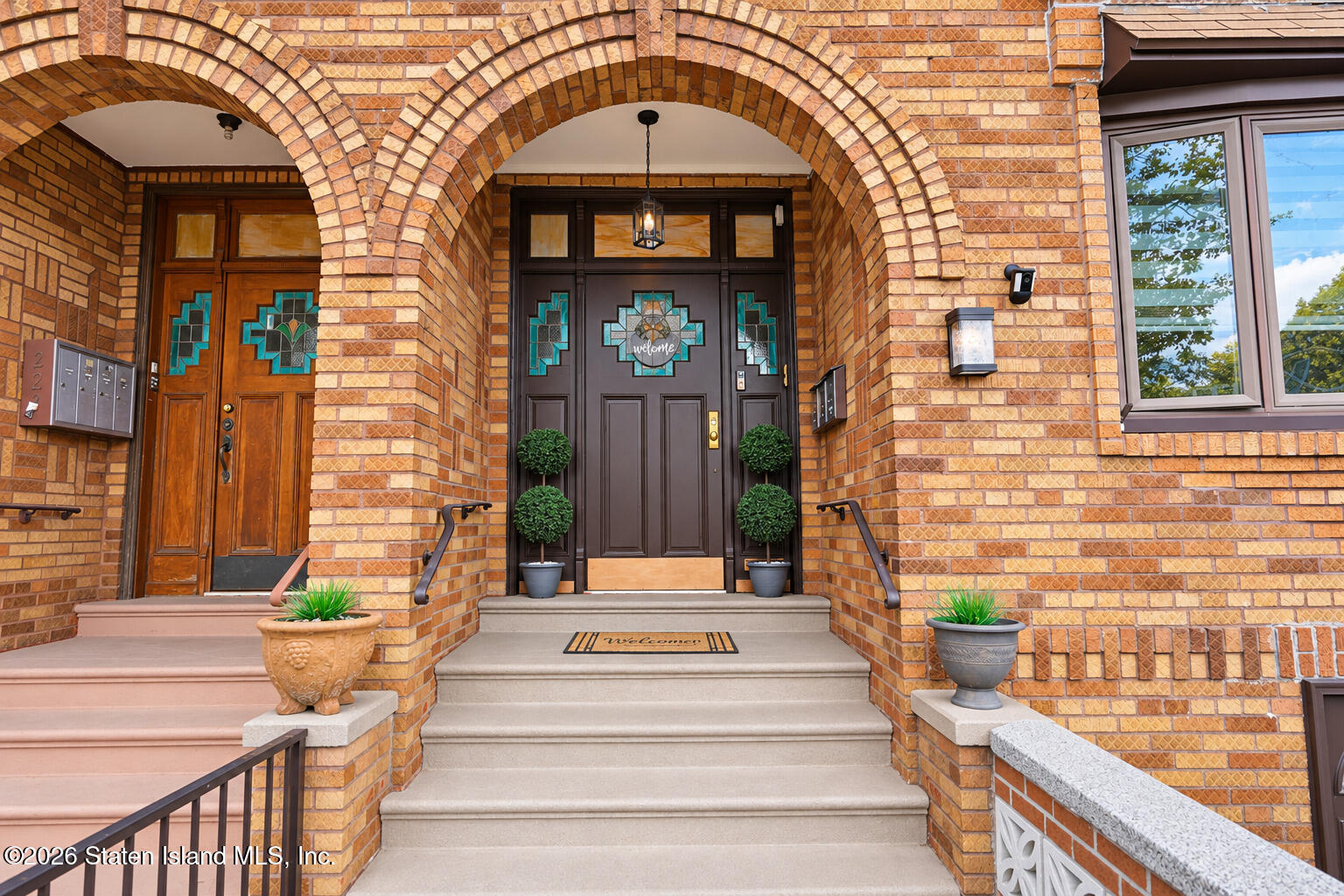 225 Highlawn Avenue