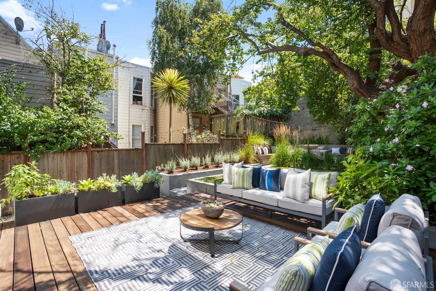 929 Hayes Street