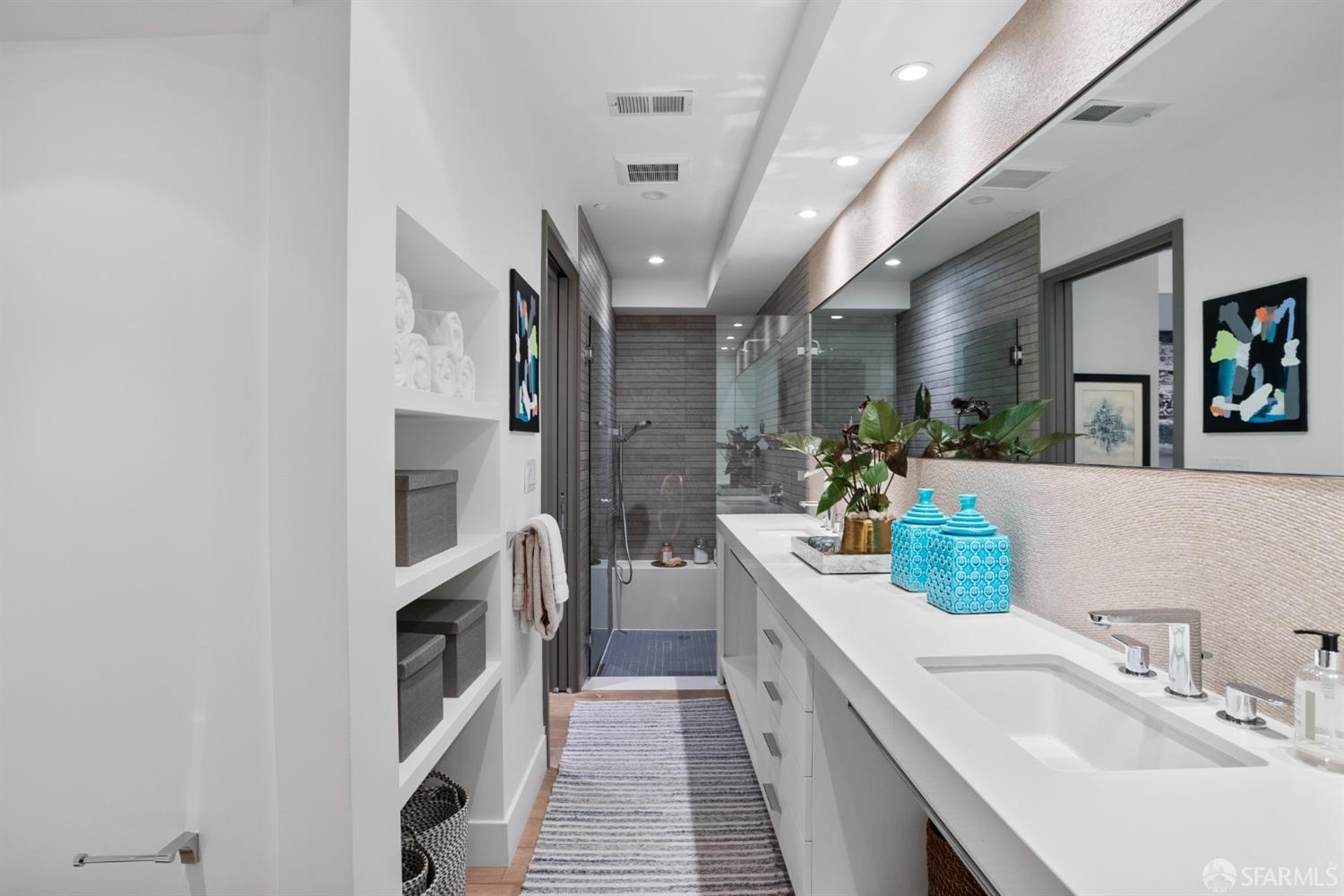 2830 22nd Street Unit: 3