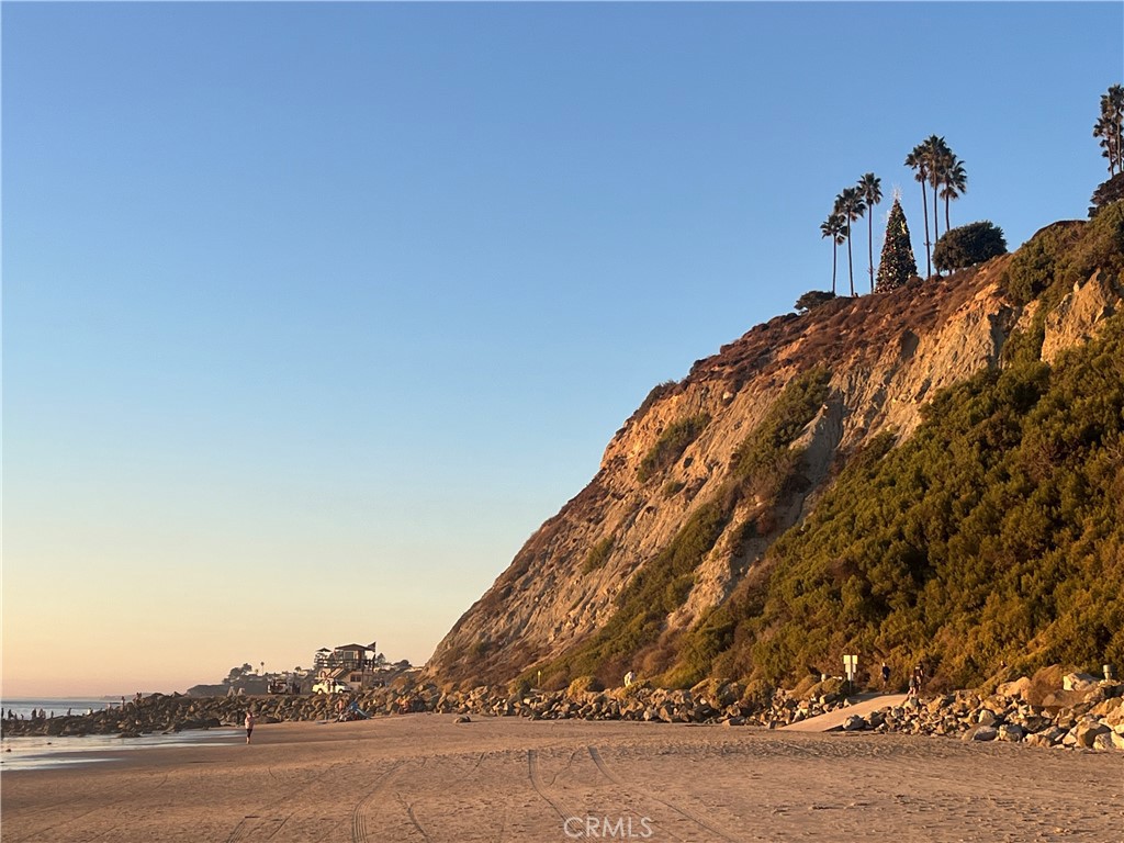 33921 Calle La Primavera