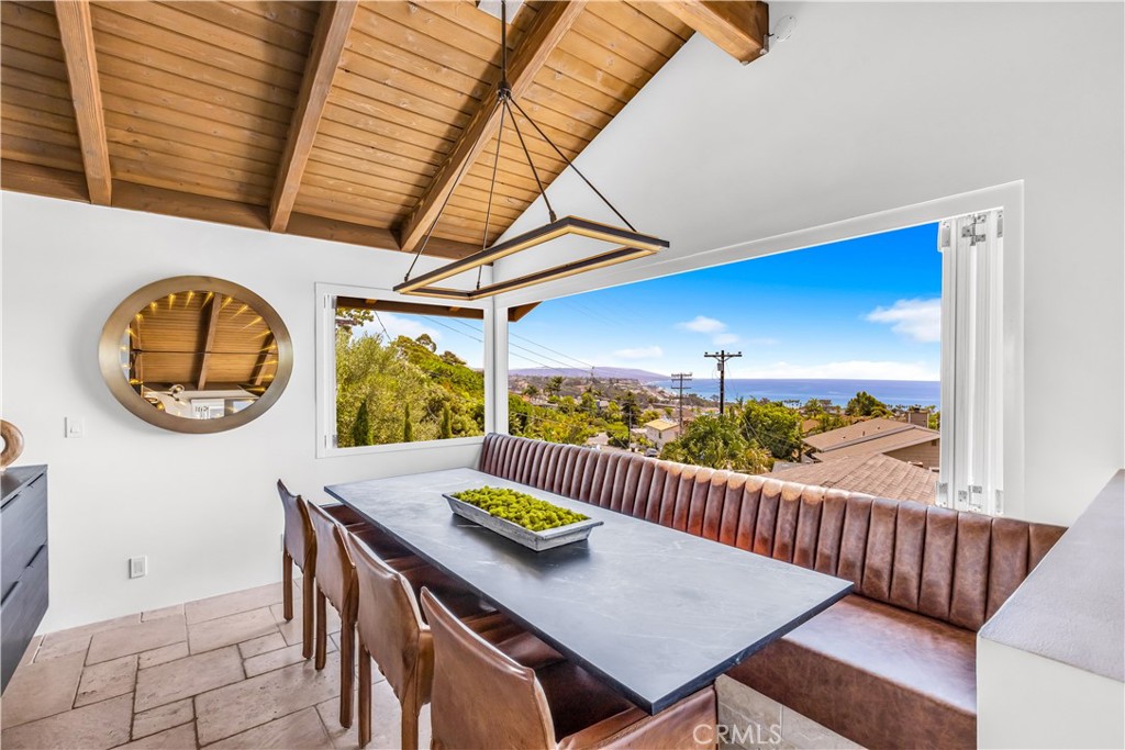 33921 Calle La Primavera