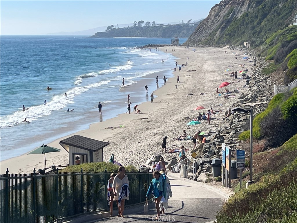 33921 Calle La Primavera