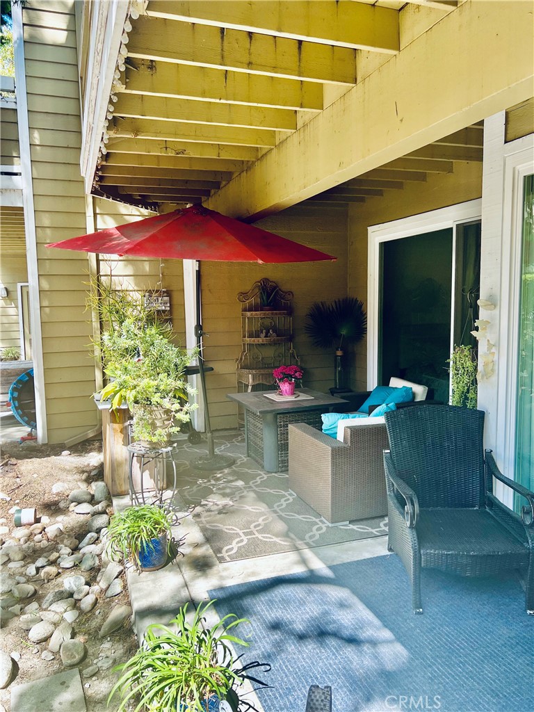 3710 S Bear Street 90