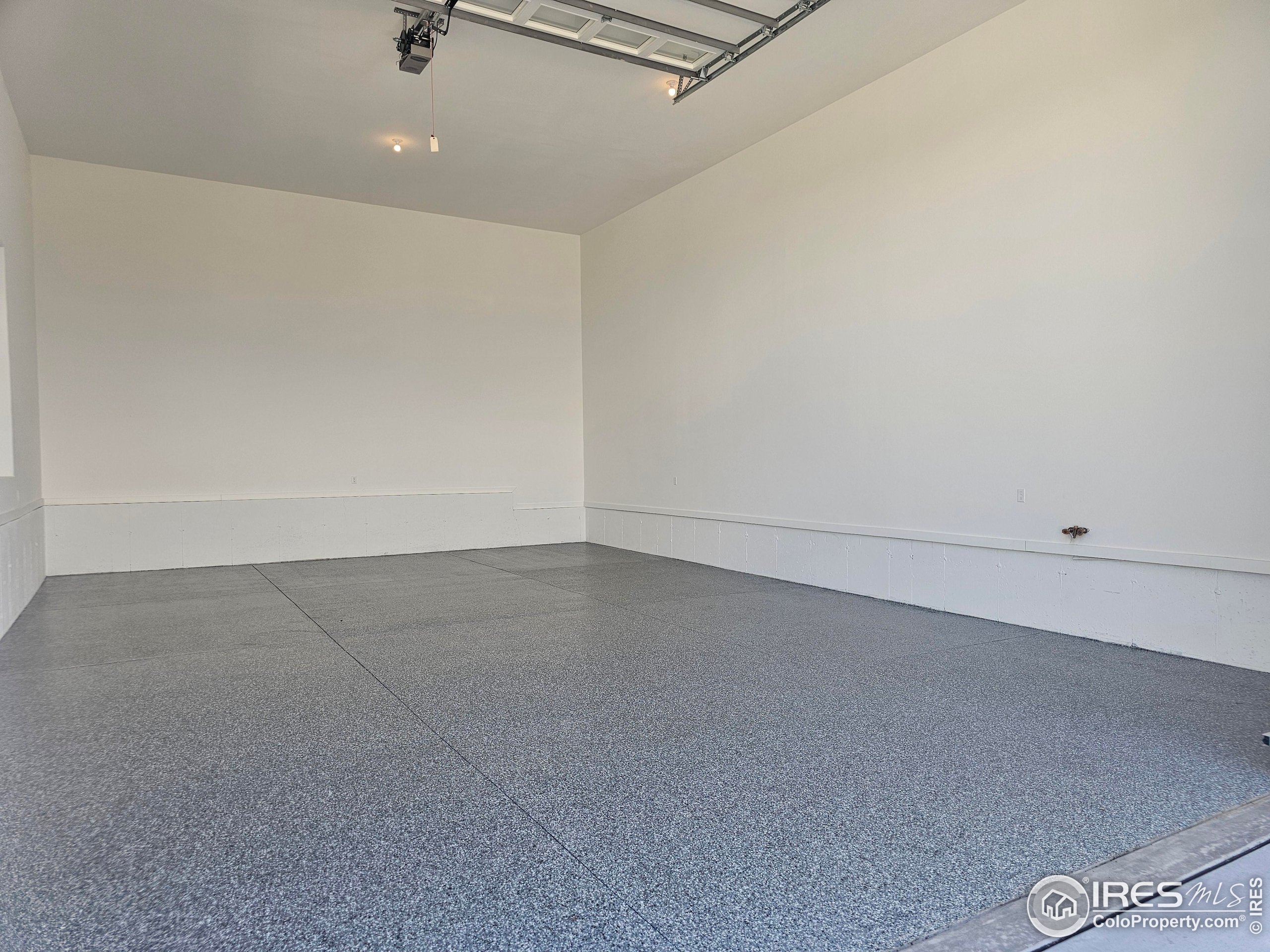 1361 Art Dr