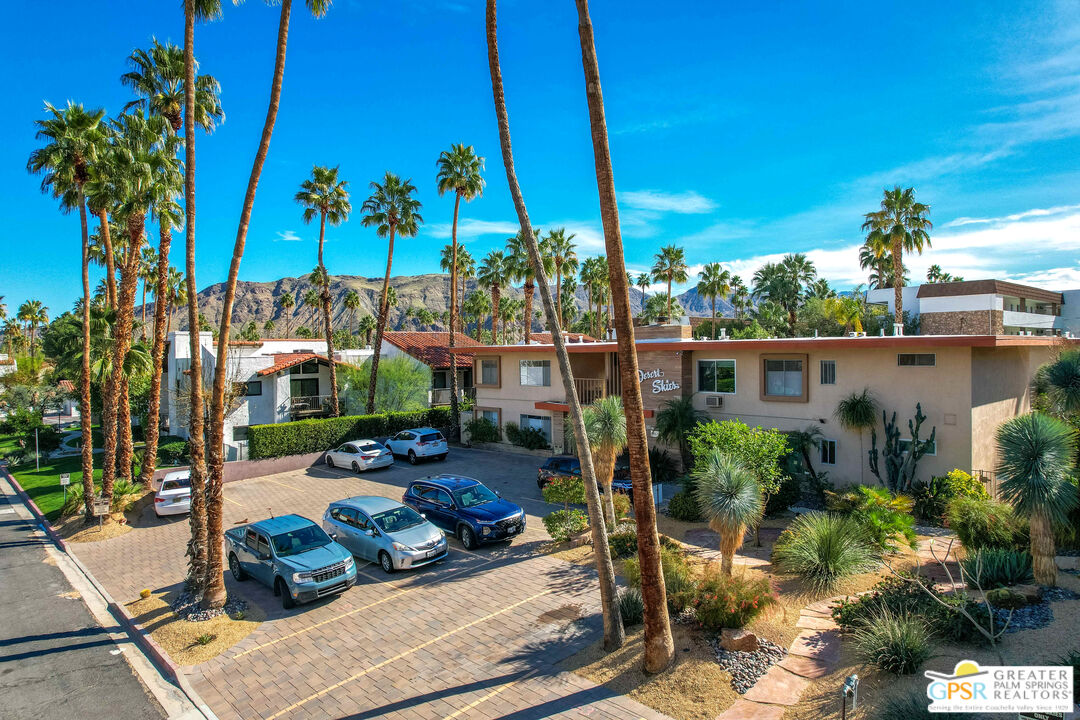 2290 S Palm Canyon Dr Unit: 115