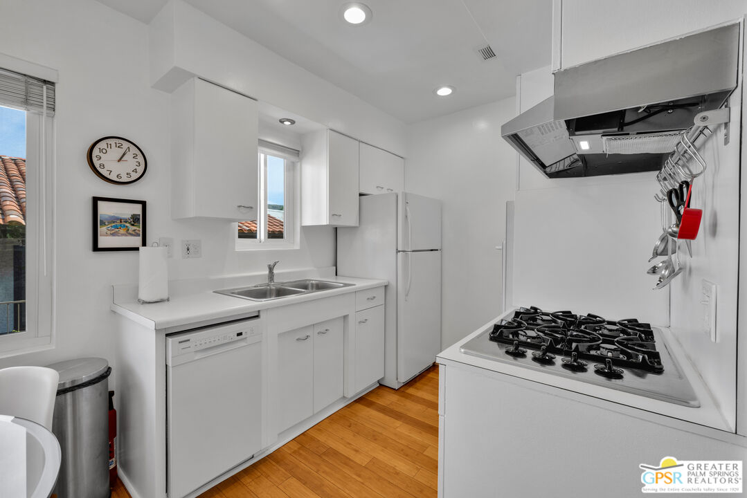 2290 S Palm Canyon Dr Unit: 115