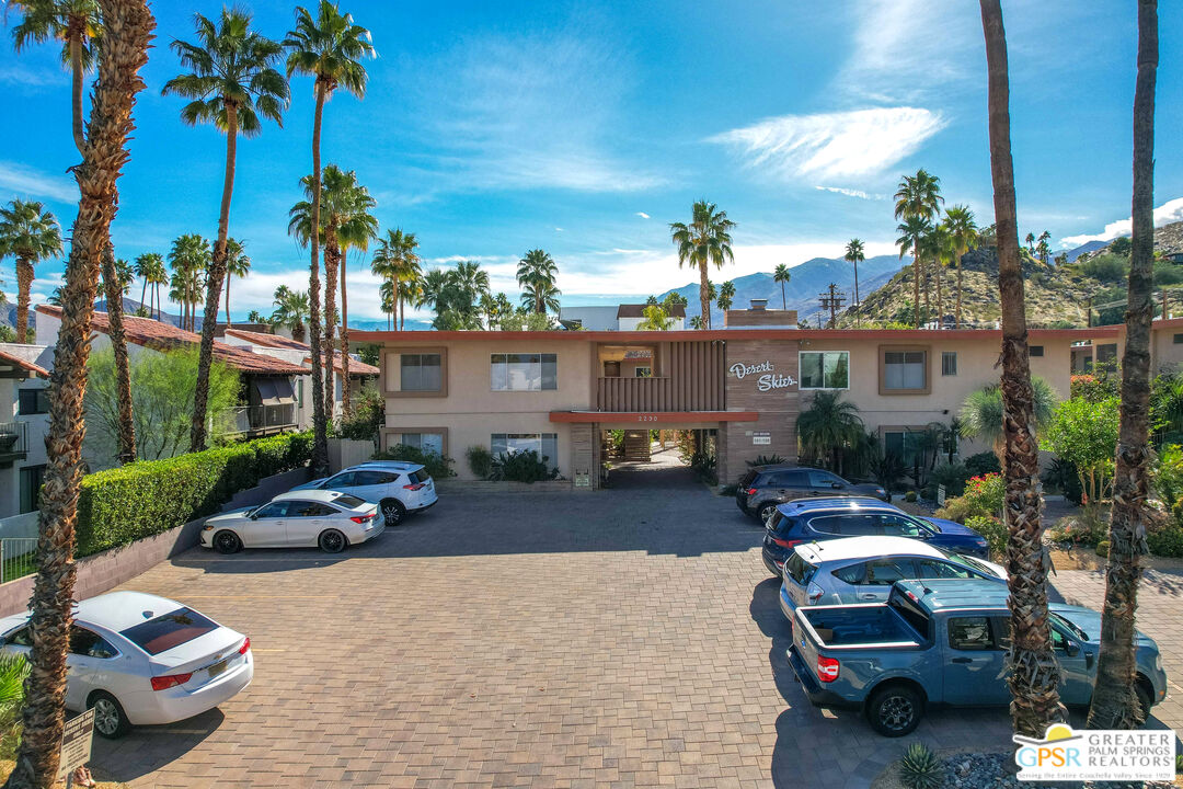 2290 S Palm Canyon Dr Unit: 115