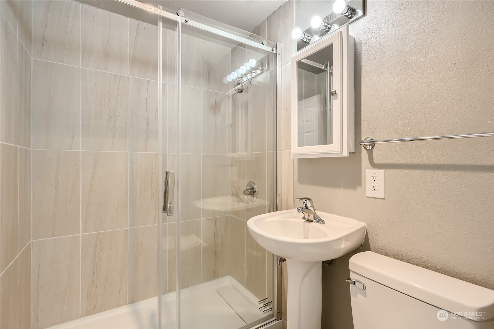 12111 SE 319th Place