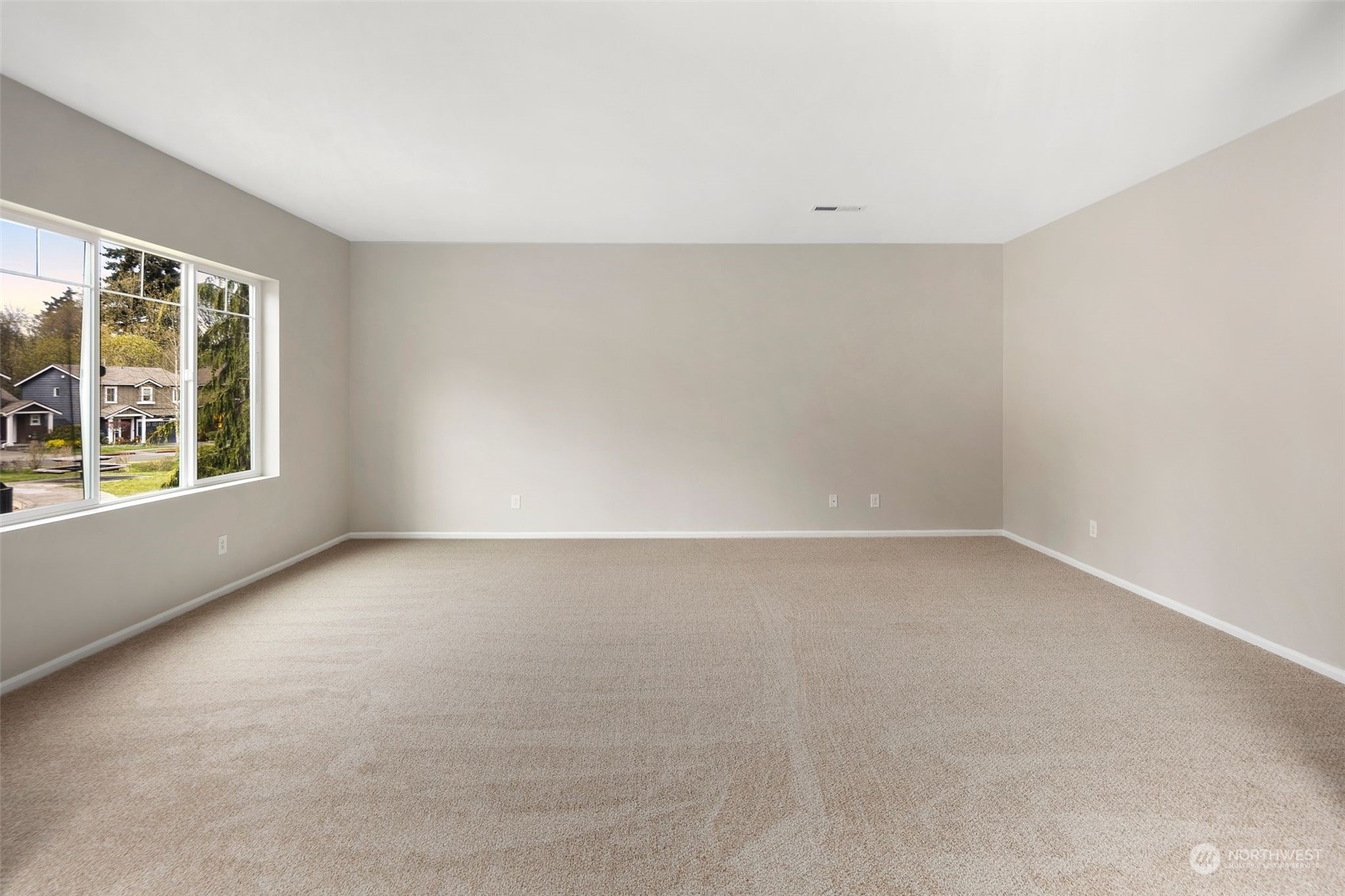 2015 E 43rd Street