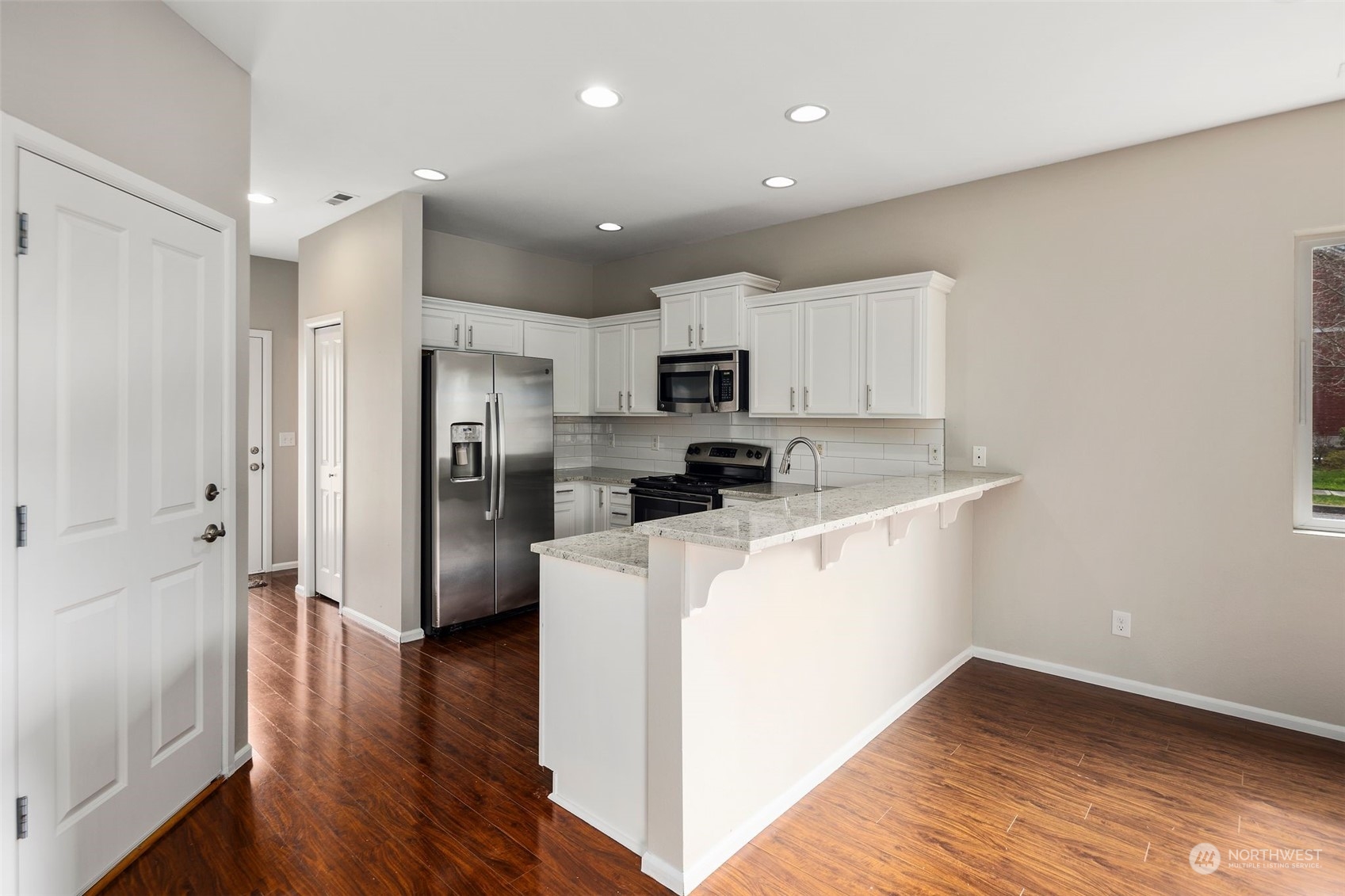 2015 E 43rd Street