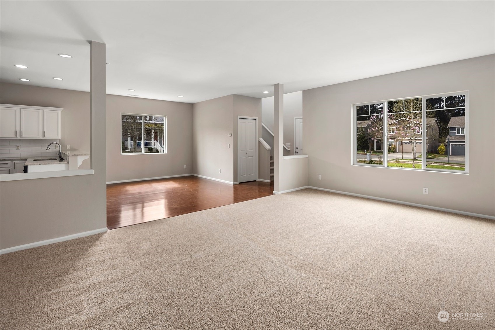 2015 E 43rd Street