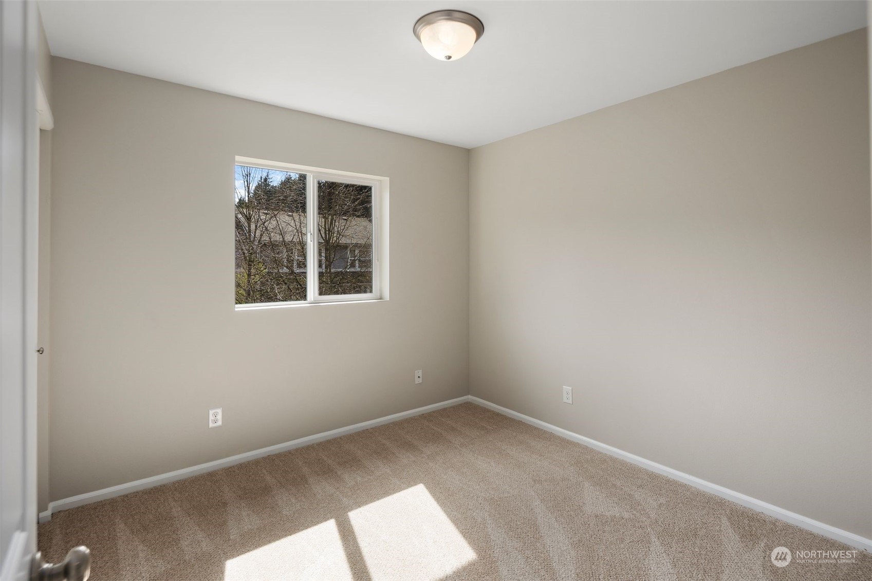 2015 E 43rd Street