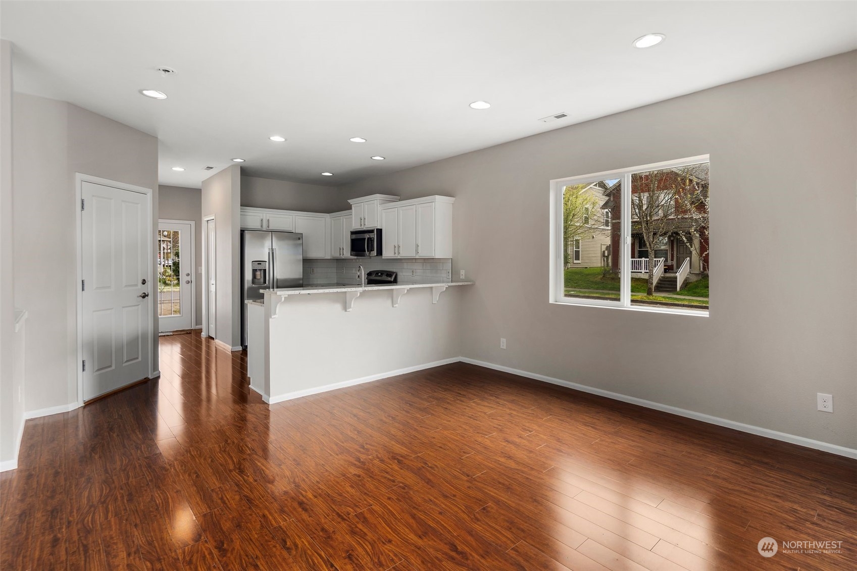 2015 E 43rd Street