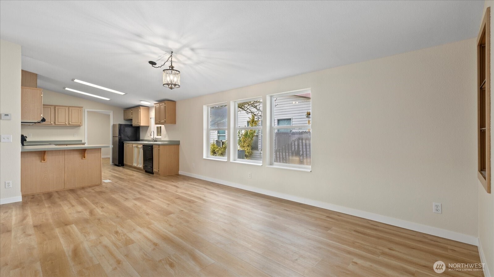 19920 67th Avenue NE Unit: 20