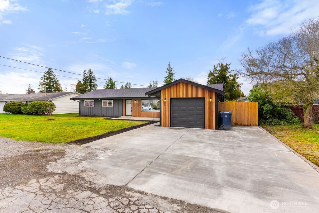 8709 48th Drive NE