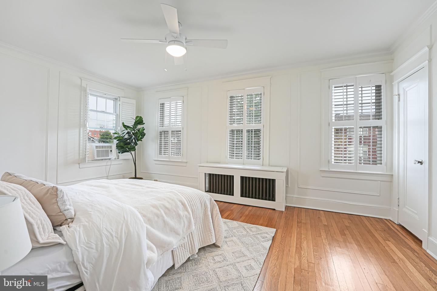 1333 Madison St NW