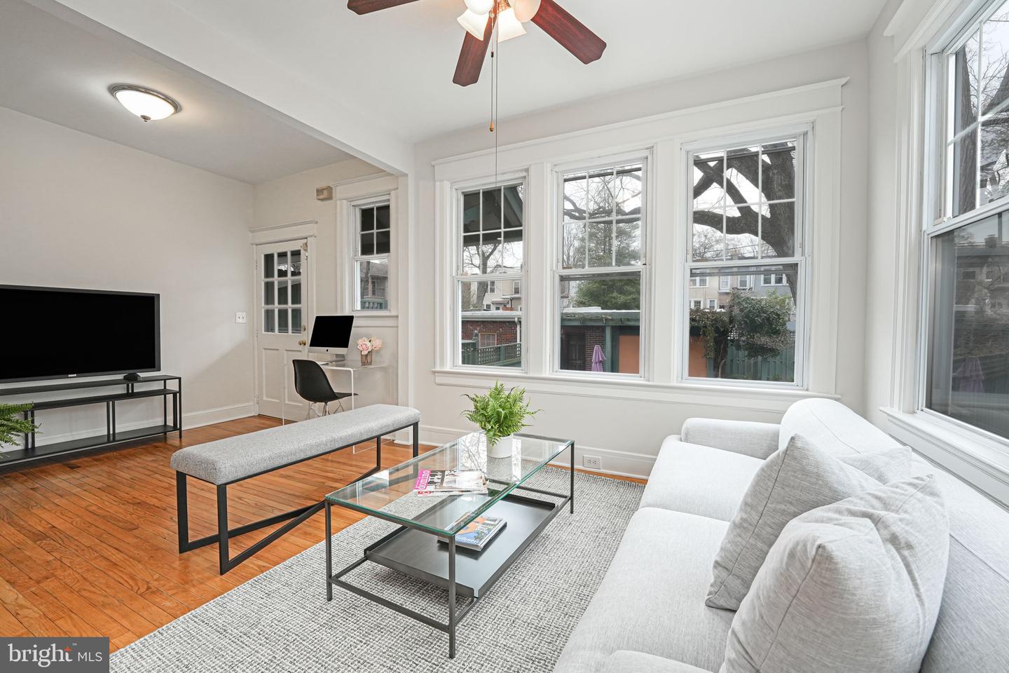 1333 Madison St NW