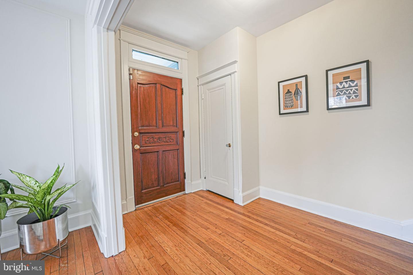 1333 Madison St NW