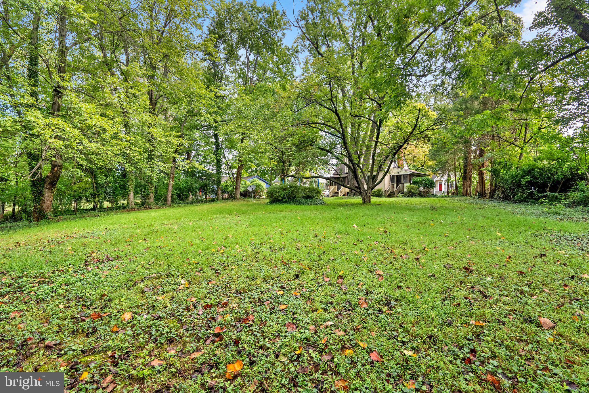 9910 Gardiner AVENUE