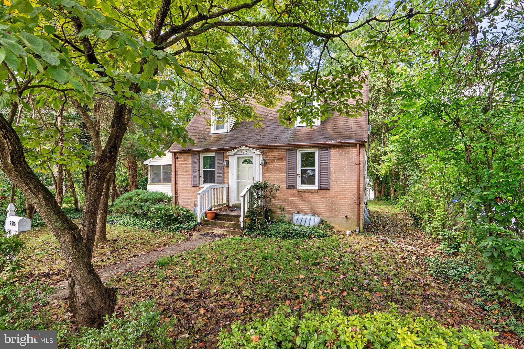 9910 Gardiner AVENUE