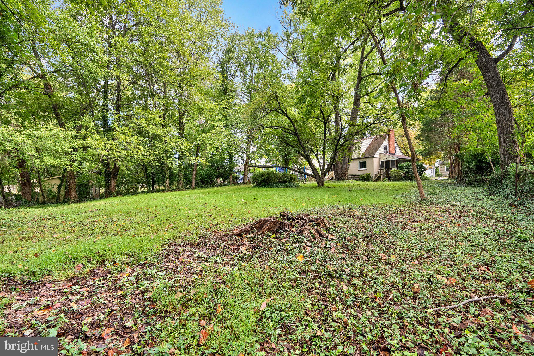 9910 Gardiner AVENUE