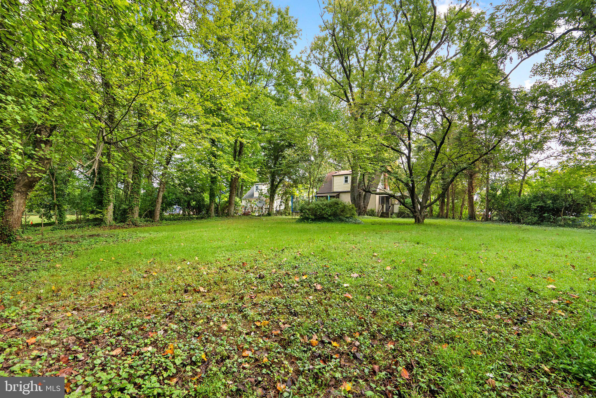 9910 Gardiner AVENUE