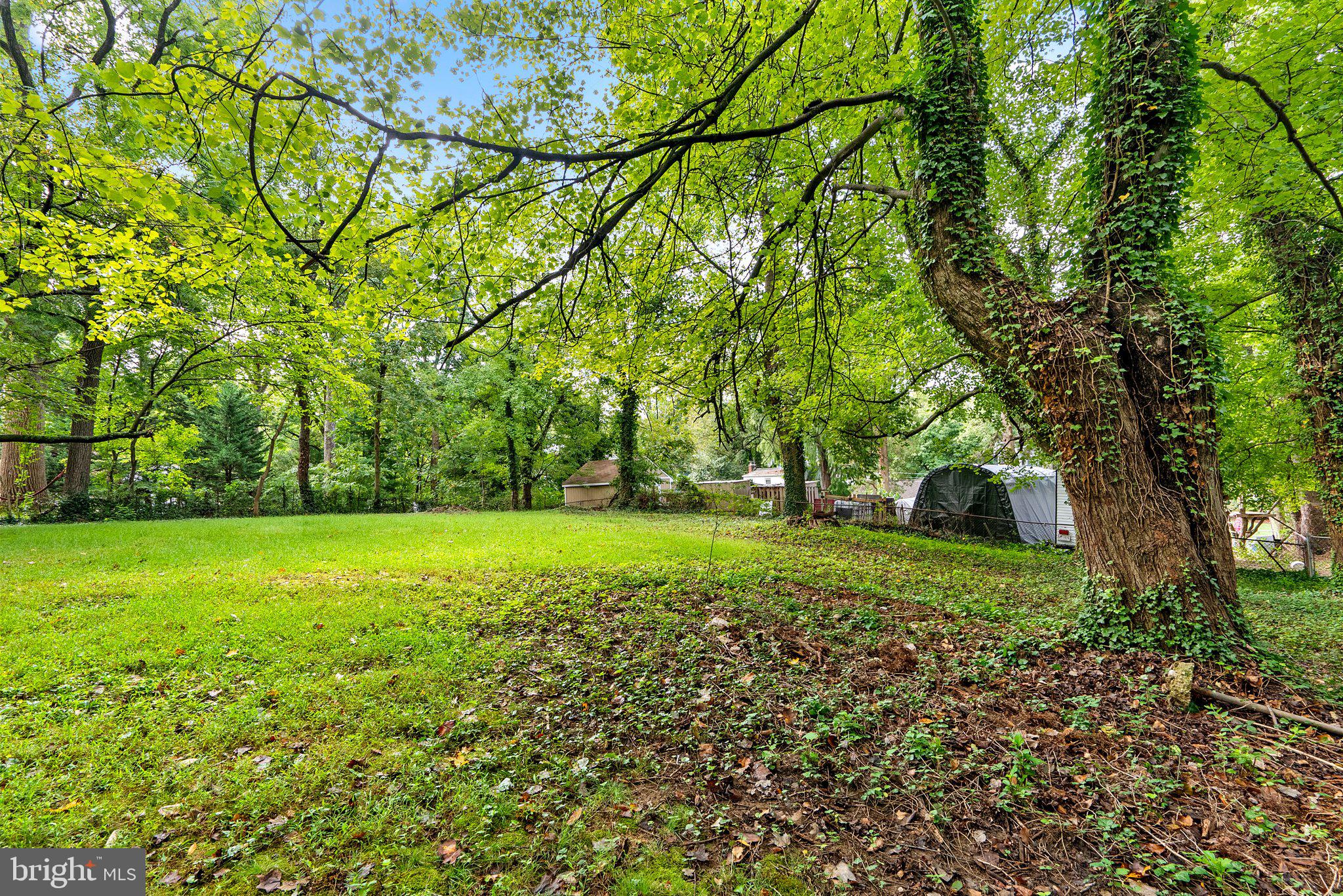 9910 Gardiner AVENUE