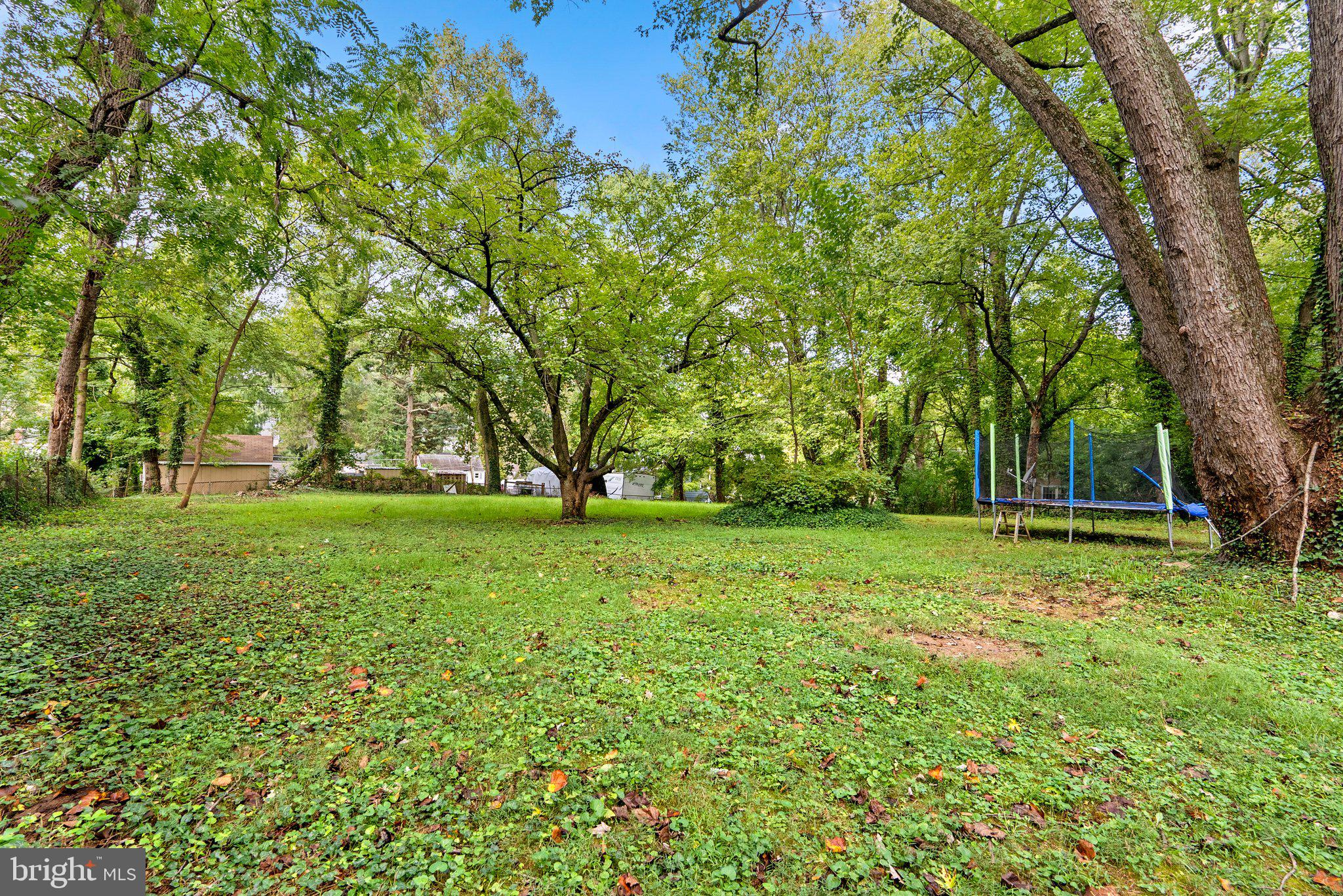 9910 Gardiner AVENUE